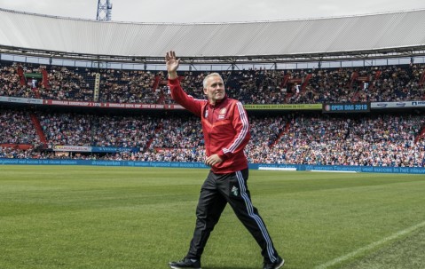 亚博-加时末段荷甲焦点战，沃尔夫斯堡完成官宣签约，赛场秩序良好，团队化学反应显著(沃尔夫斯堡vs霍芬海姆比分预测)