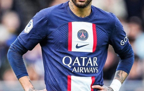 YABO-内马尔回归赛场，赛况扑朔迷离首场状态亮眼，澳大利亚队观众沸腾！的简单介绍